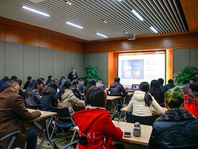 廣田涂料組織開展產(chǎn)品技術(shù)與應(yīng)用培訓(xùn)，技術(shù)大咖“現(xiàn)身說法“